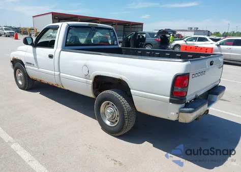 2001 Dodge Ram 2500 St из США, поврежденный, VIN 3B7KC26Z61M283195